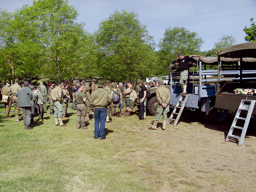 BAIV US cemetery visit 2