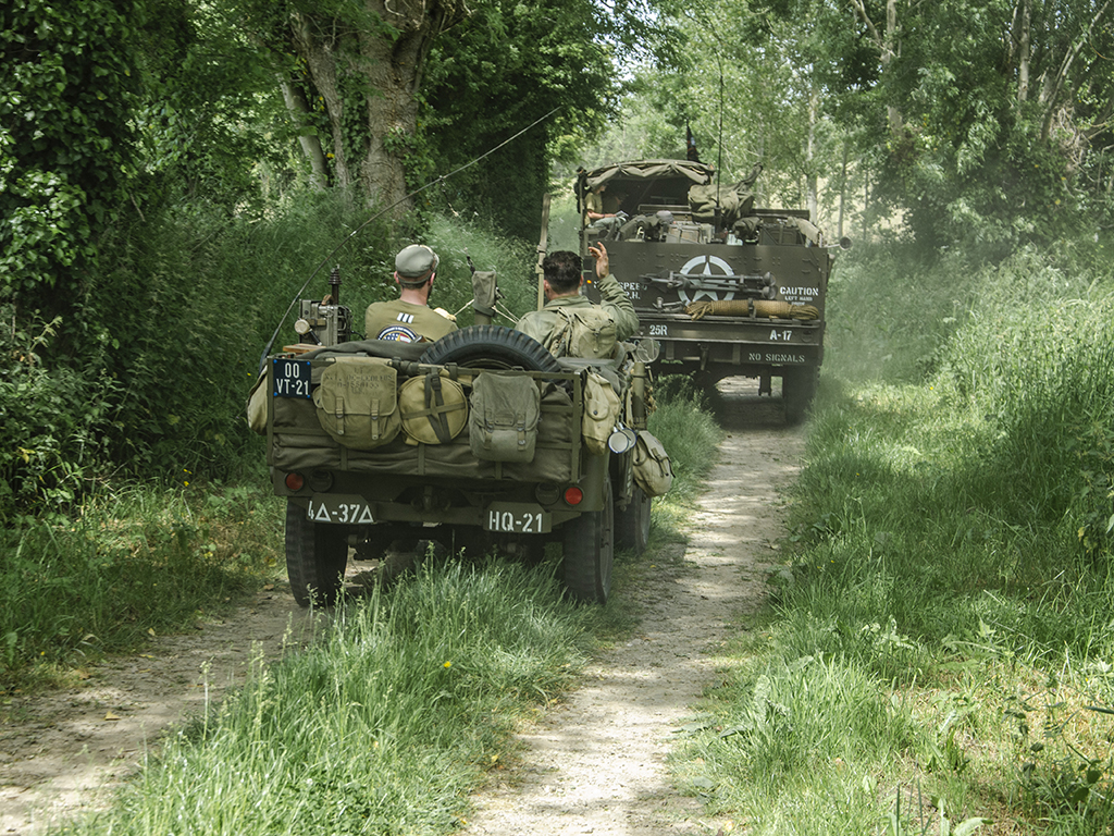 BAIV touring in wo2 cars 15